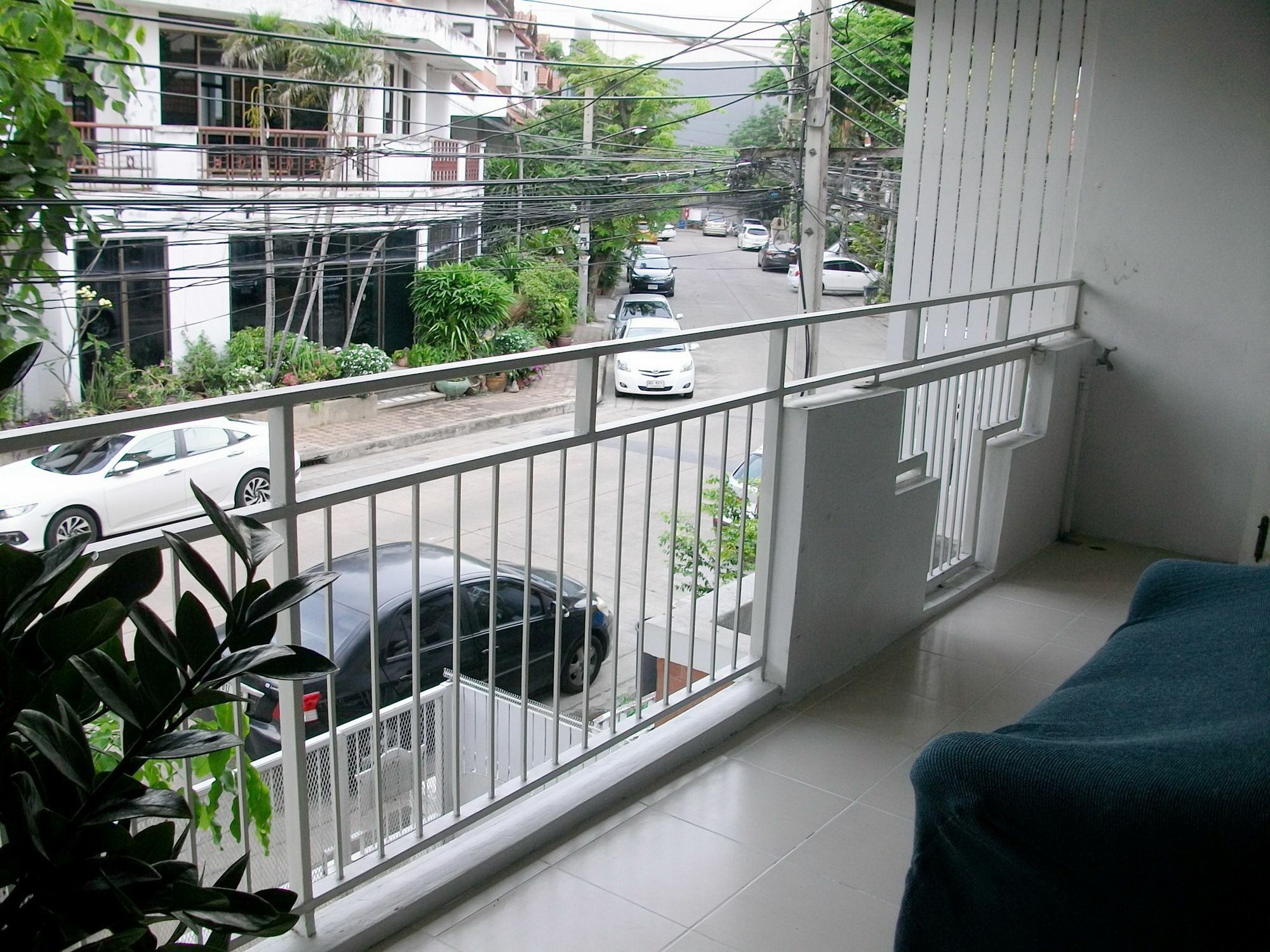 A Joy House - Kaset Nawamin City Bangkok Ngoại thất bức ảnh